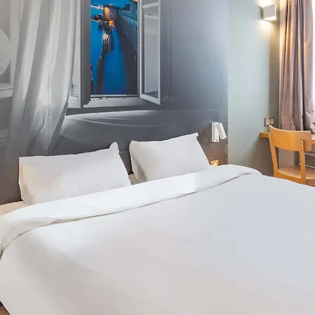 Centre Hotel 2*