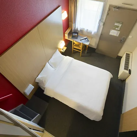 Centre Hotel